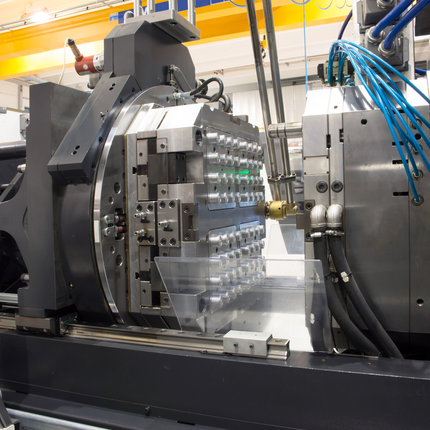 Injection Molding Machine Cleaner – Combined Contamination